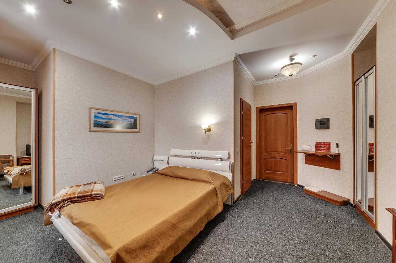 Soborniy Hotel Zaporizhia Exterior foto